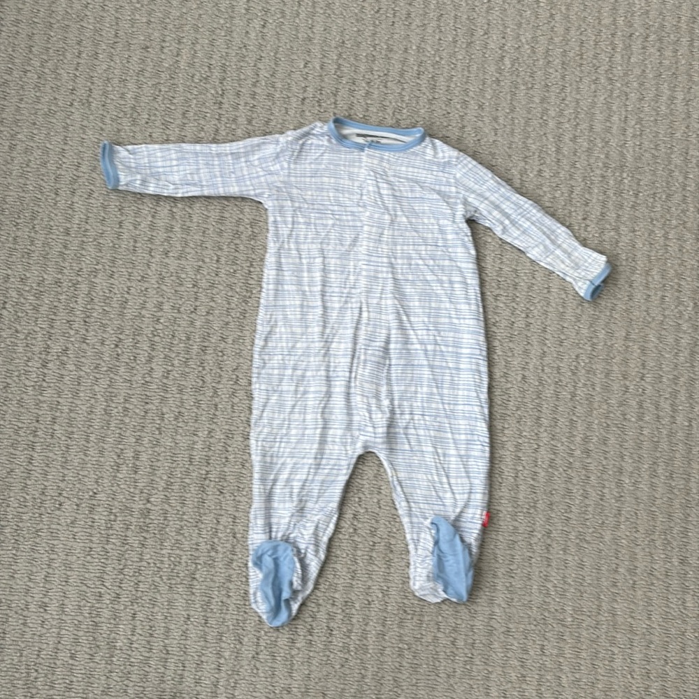 Magnetic Me pjs